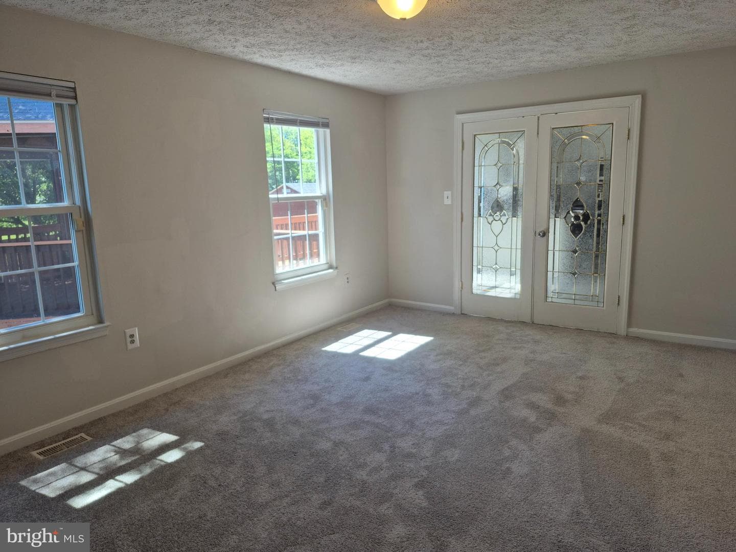 8106 Maxfield Drive photo 3