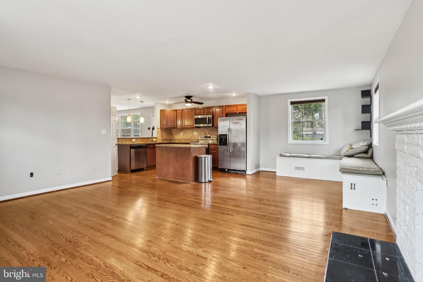 5608 Eastwood Court photo 5