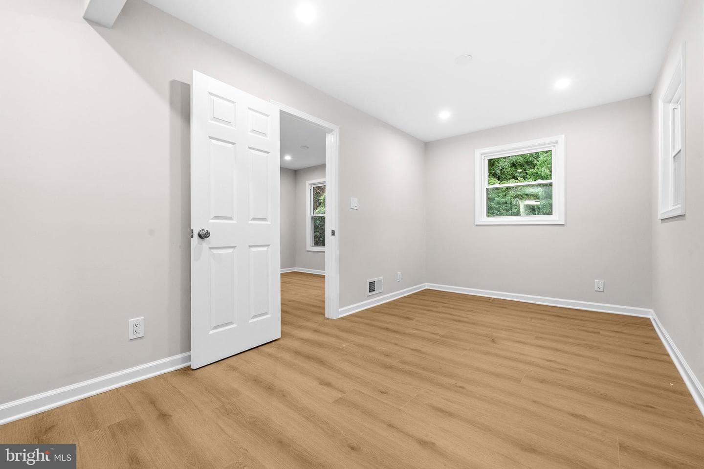 4836 66th Avenue photo 16
