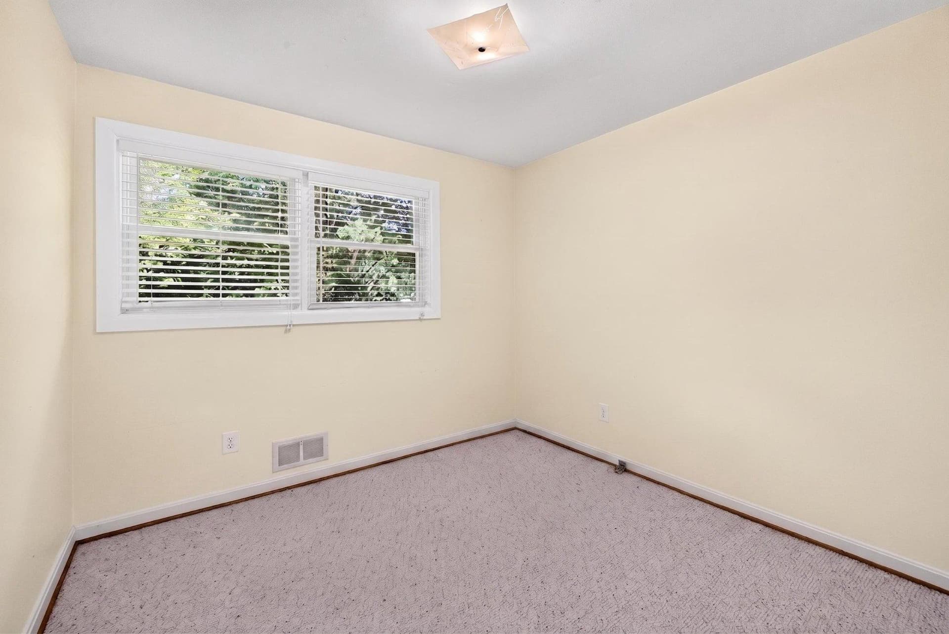 5611 Park Drive photo 22