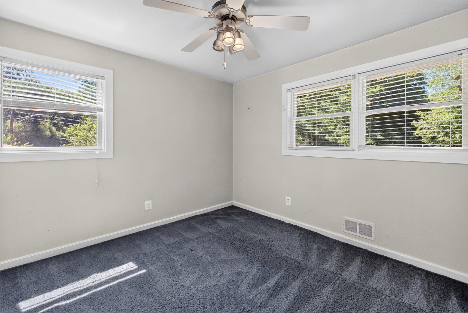 5611 Park Drive photo 26