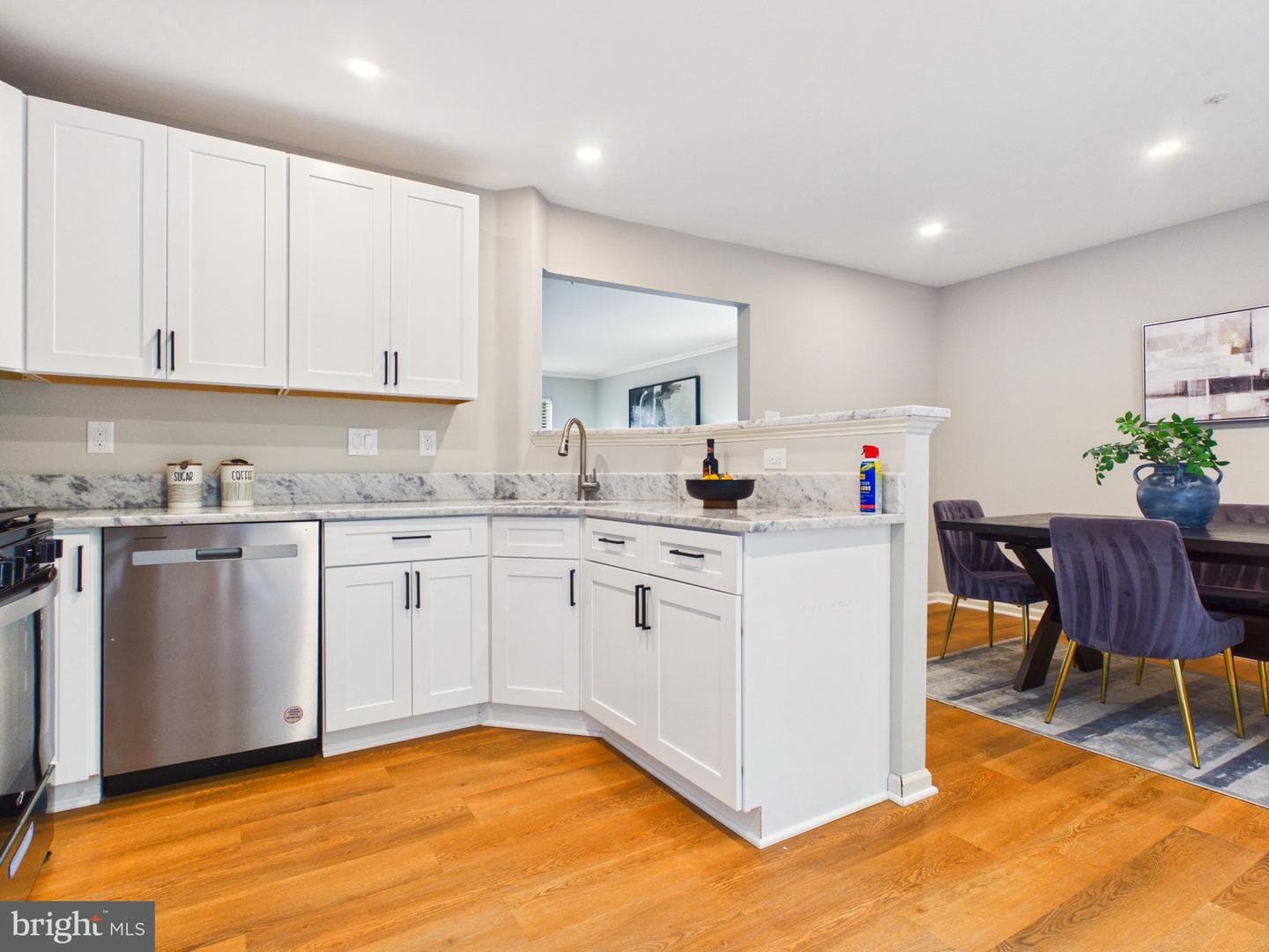 859 Lacewood Ter photo 7
