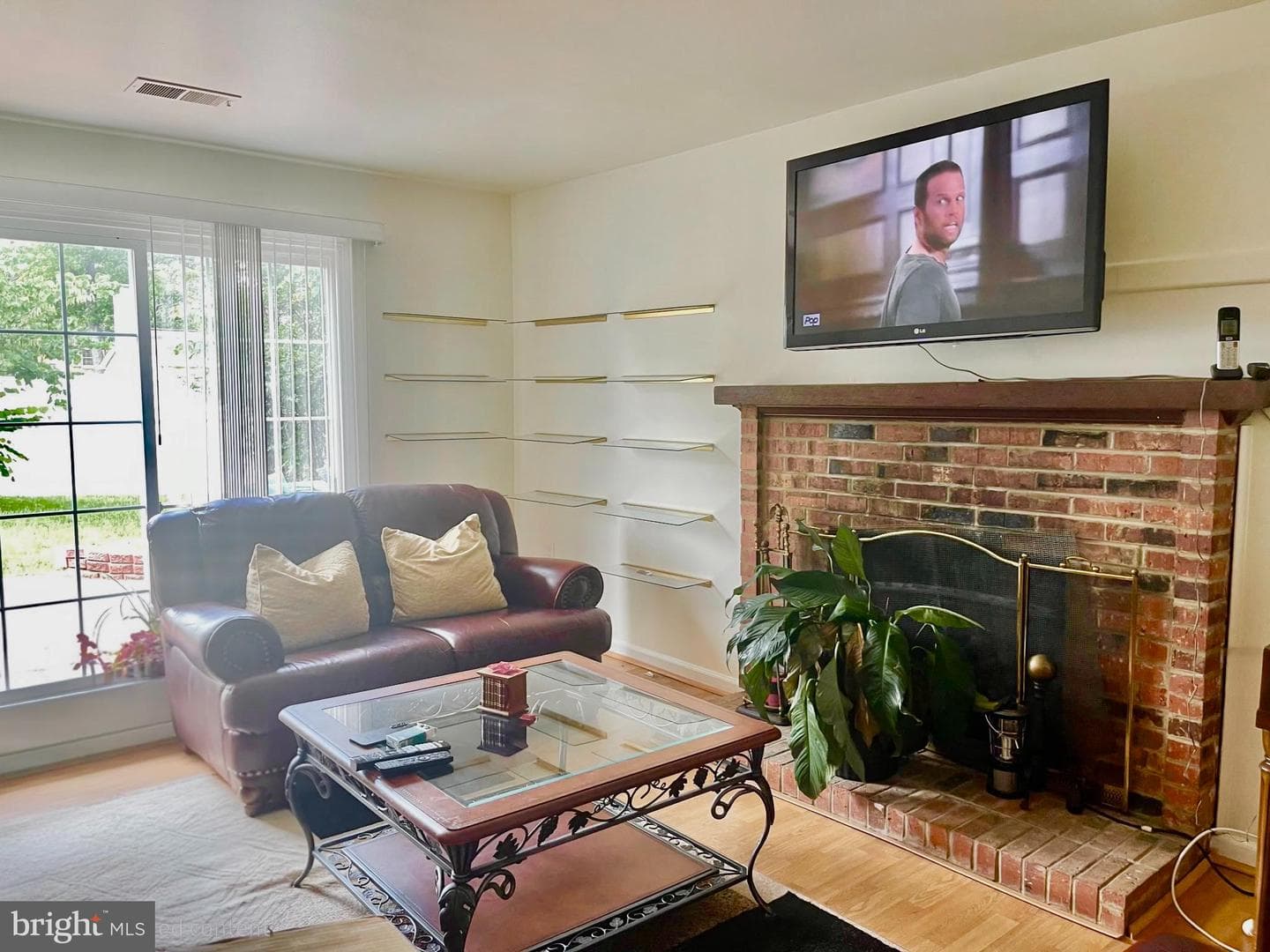 2200 Oaktree Lane photo 13