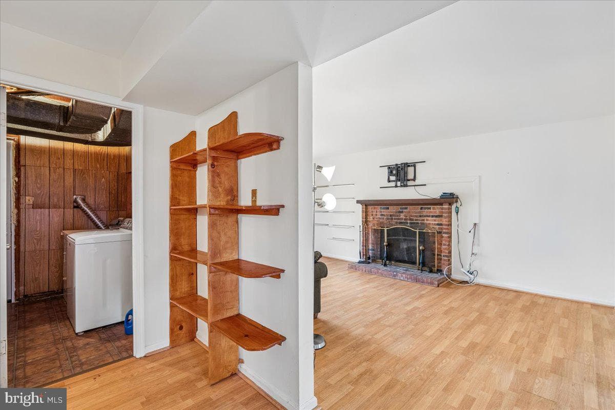 2200 Oaktree Lane photo 23