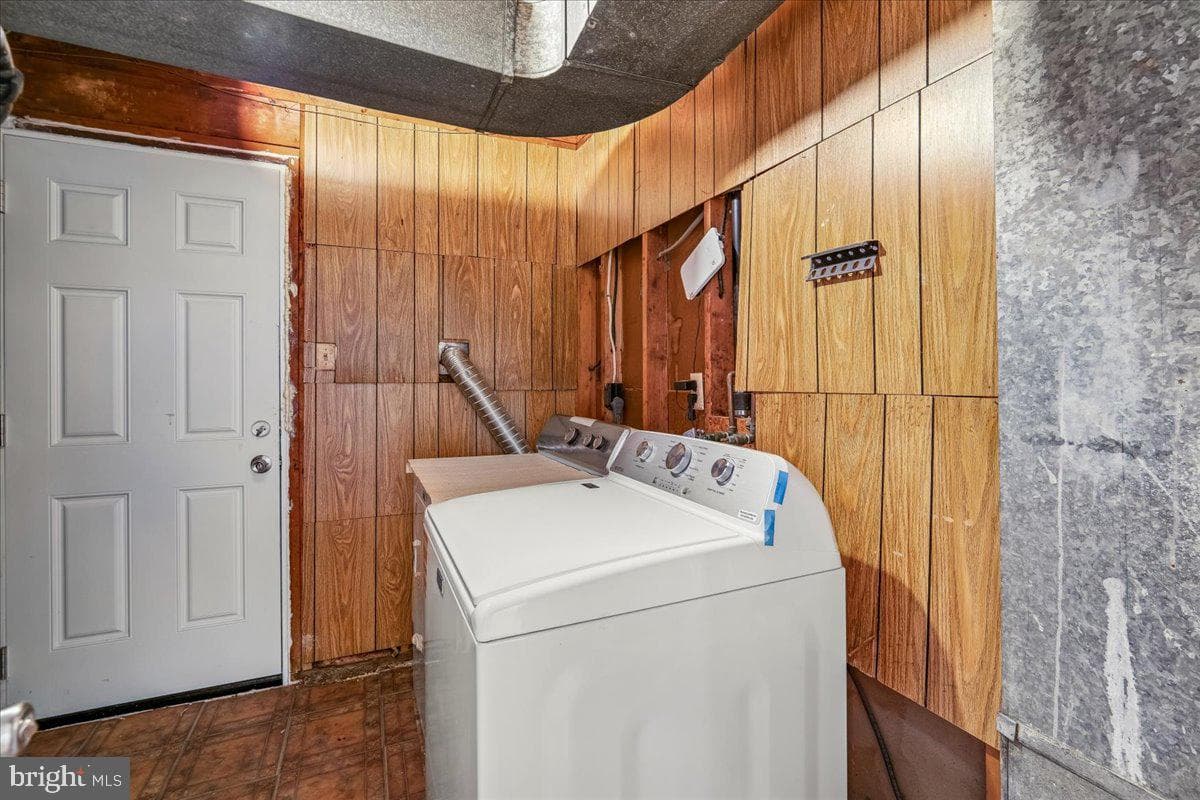 2200 Oaktree Lane photo 24