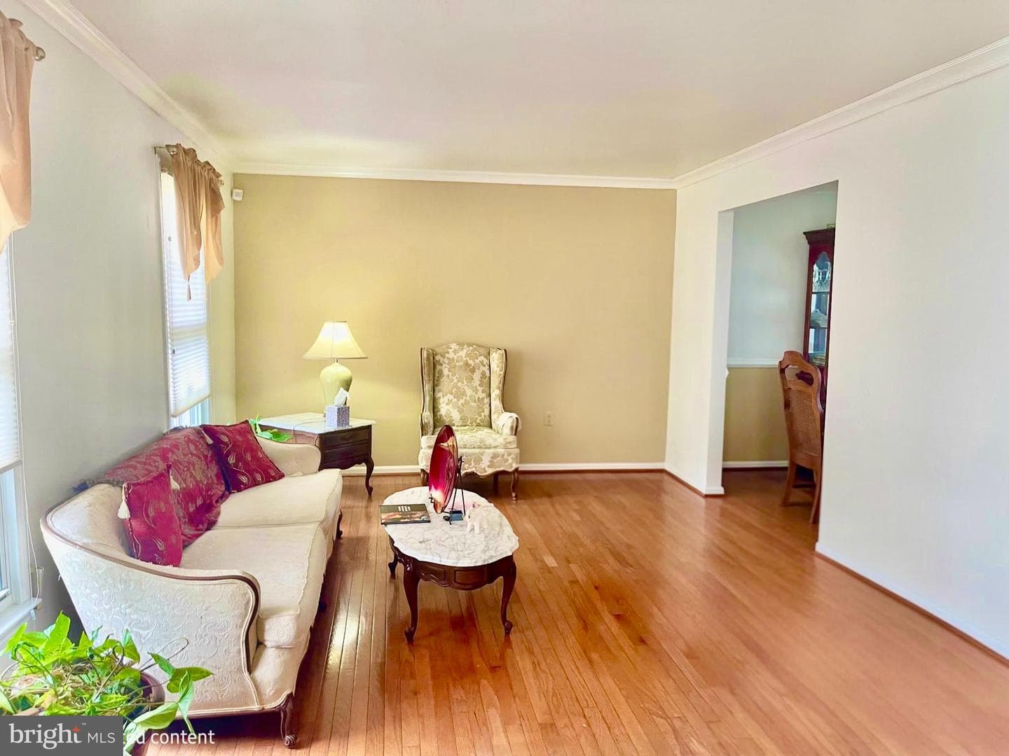 2200 Oaktree Lane photo 3