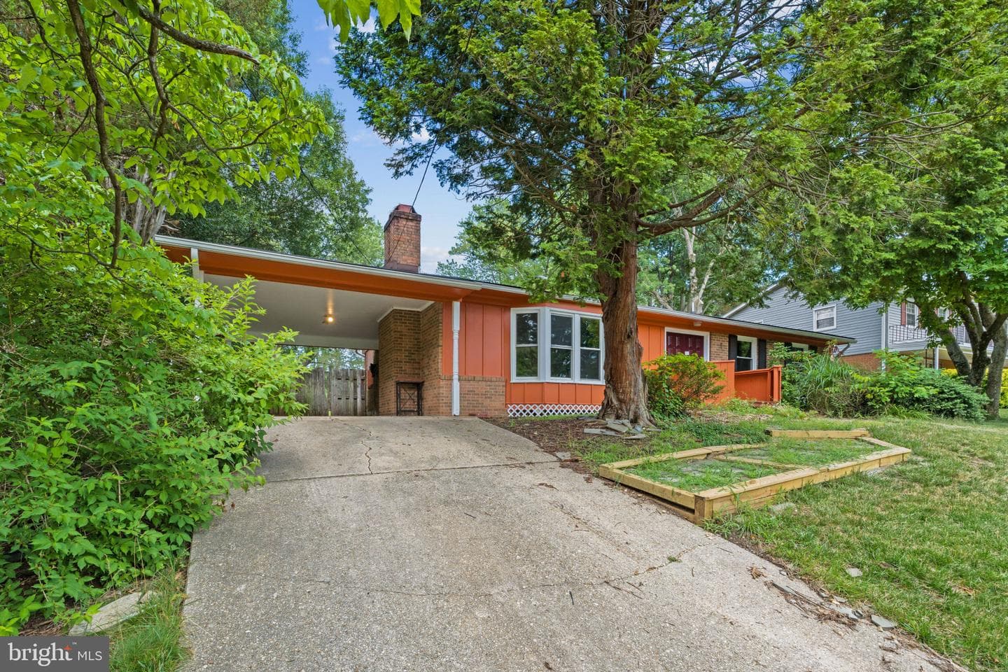 9706 Wyman Way photo 3