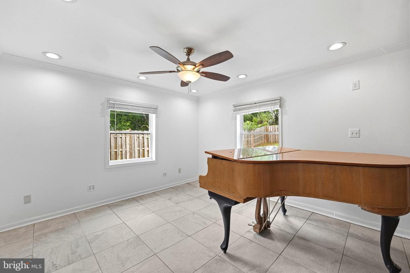 10800 Knoll Court photo 12