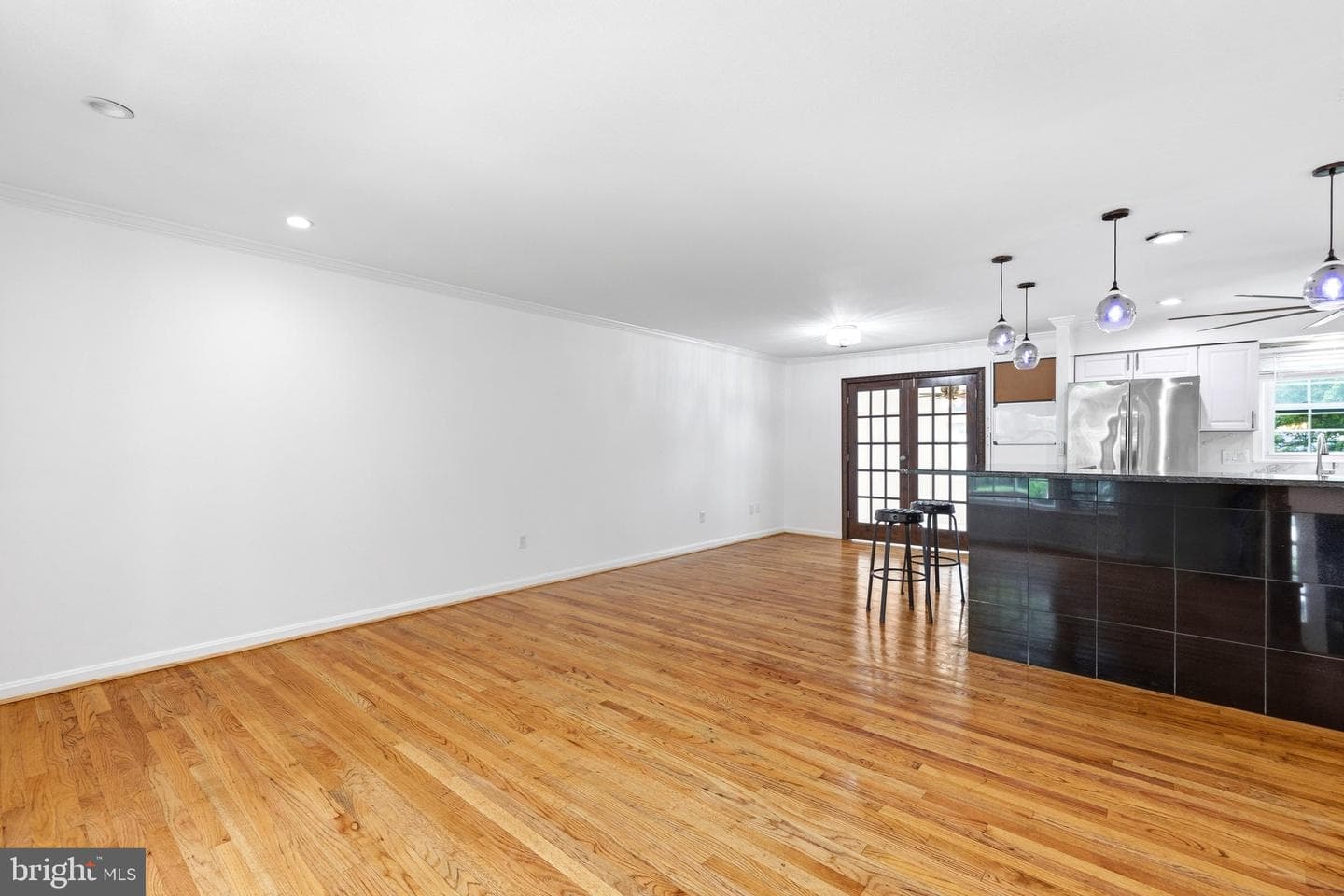 10800 Knoll Court photo 5