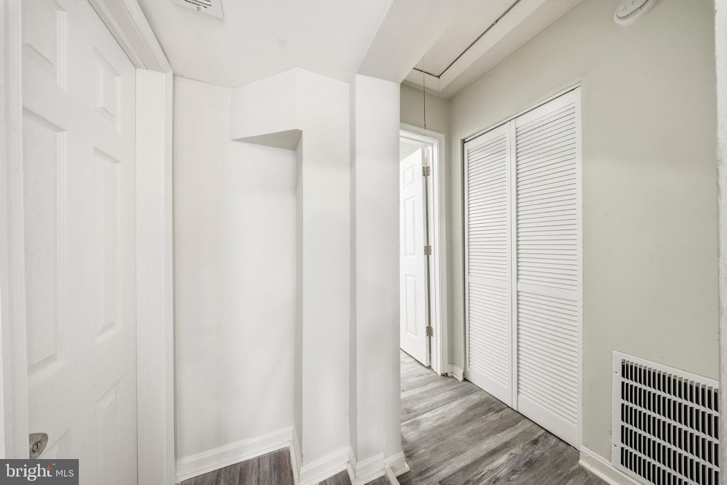 5507 Jefferson Heights Drive photo 14