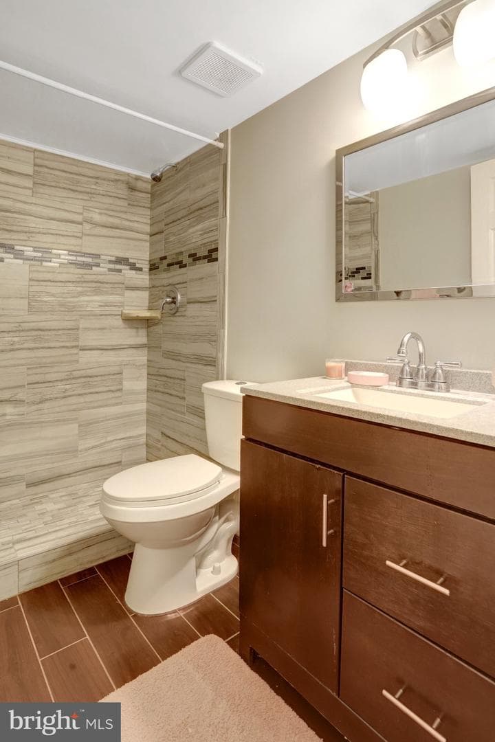 13803 Stroh Court photo 10