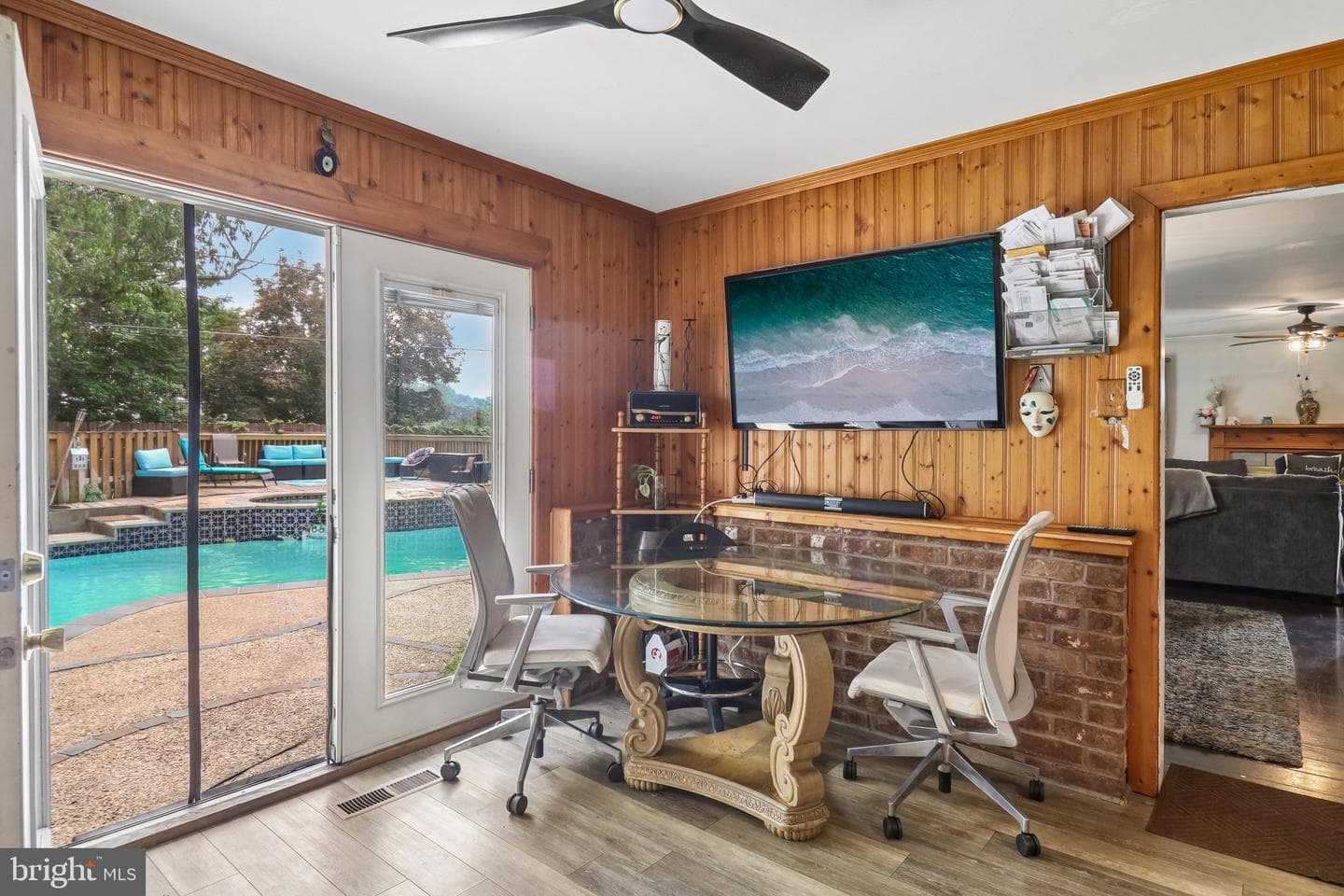 15751 Pointer Ridge Drive photo 21