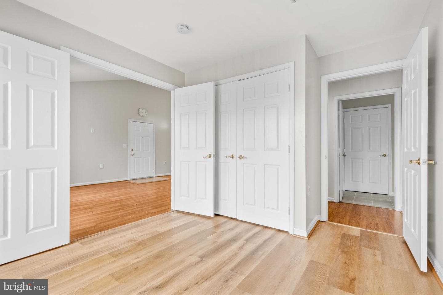 6640 Lake Park Drive #3b photo 16