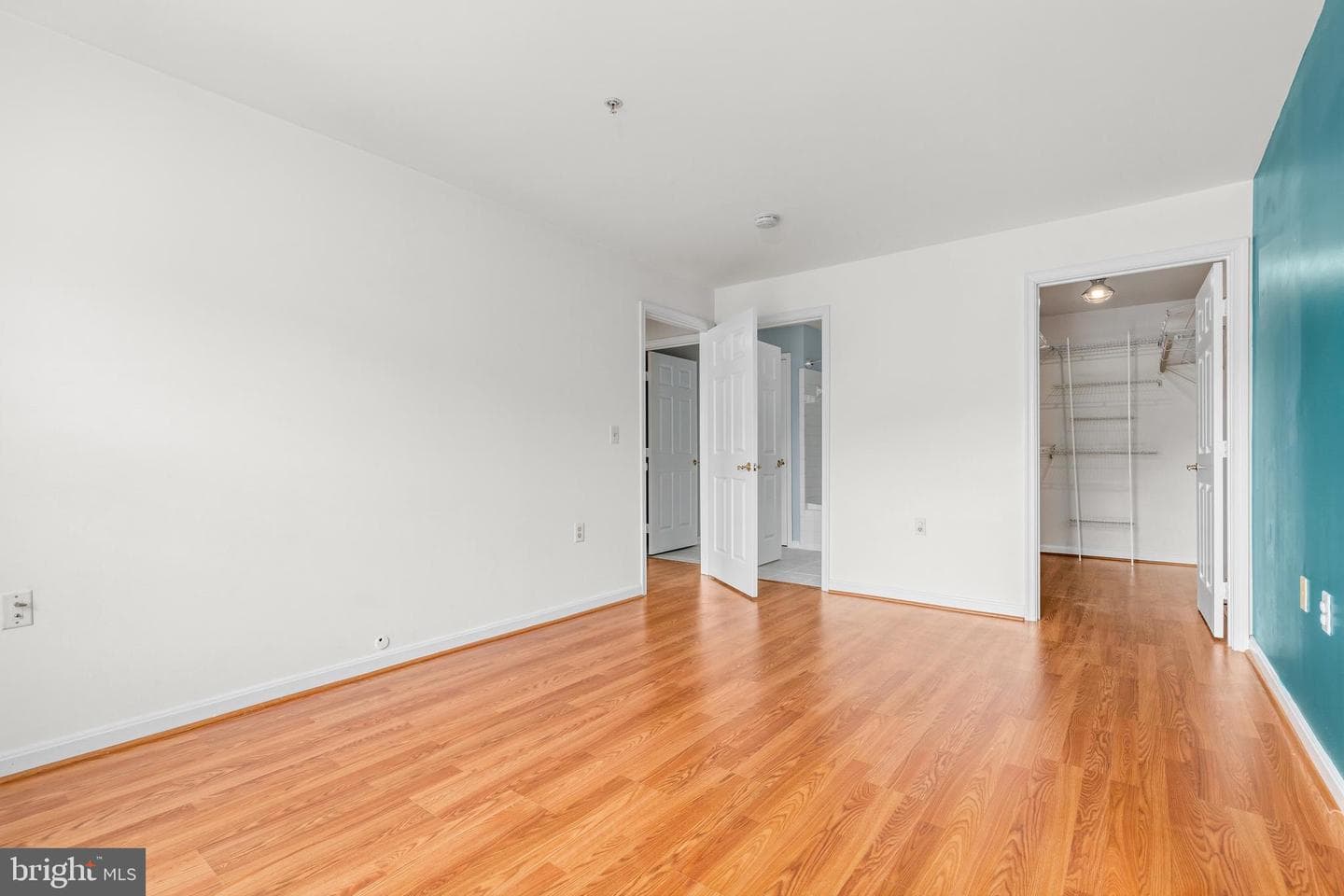 6640 Lake Park Drive #3b photo 24