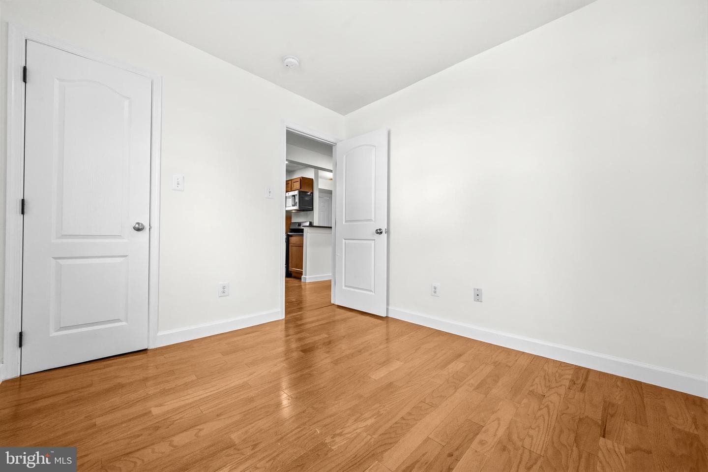 6944 Hawthorne Street photo 18