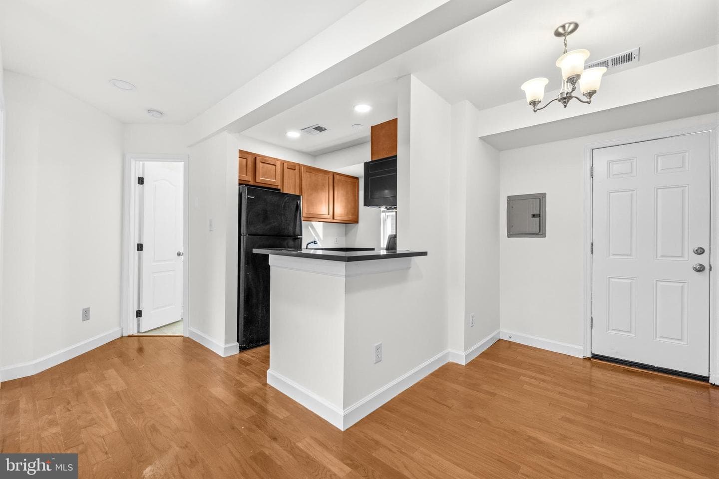 6944 Hawthorne Street photo 9