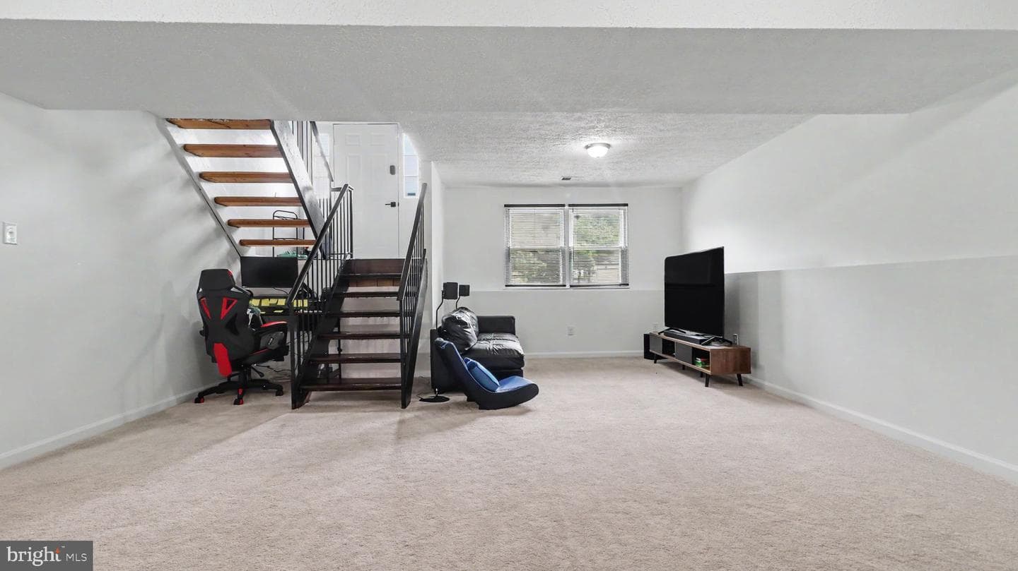 9012 Cameron Court photo 30