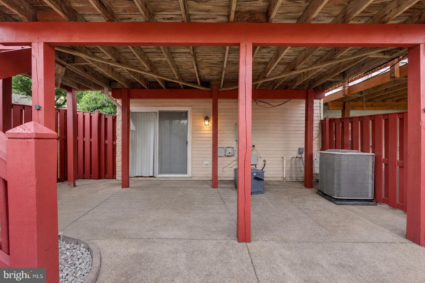 9817 Woodyard Circle photo 39