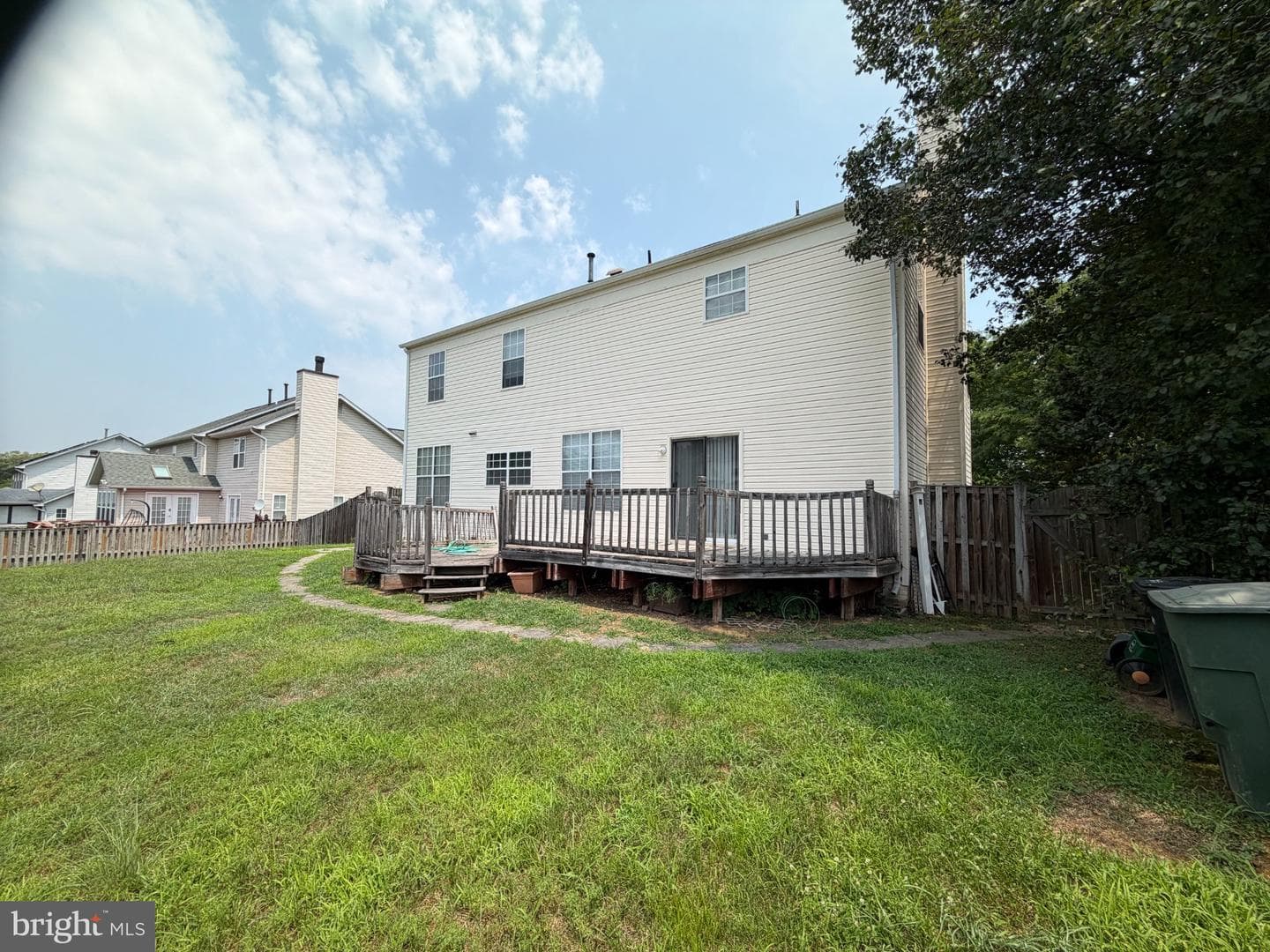 10709 Heatherleigh Drive photo 18