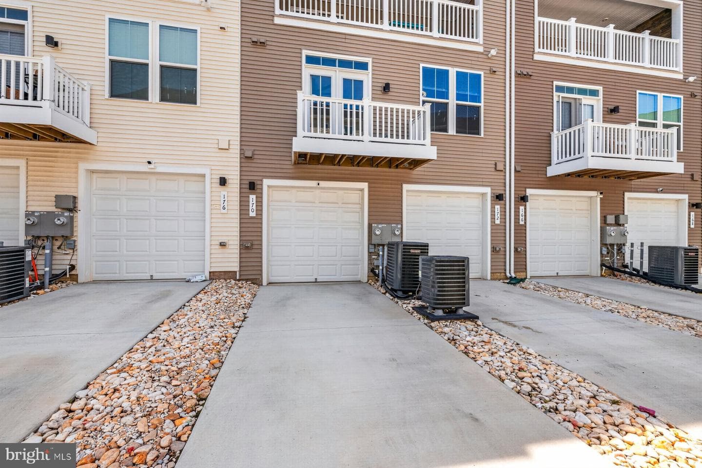 170 Lawndale Drive photo 33