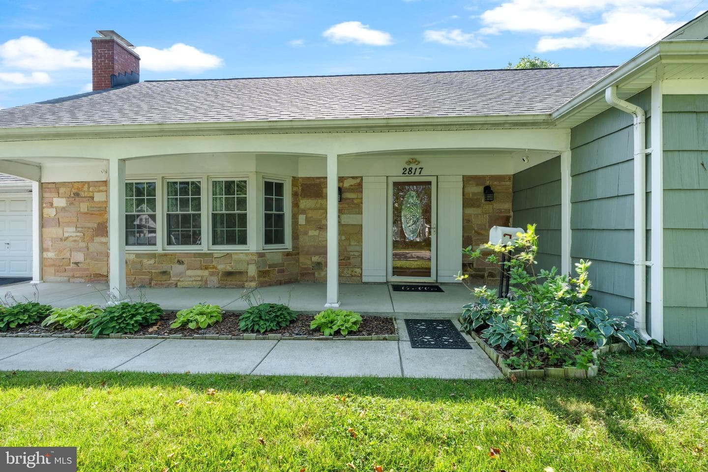 2817 Stonybrook Drive photo 4