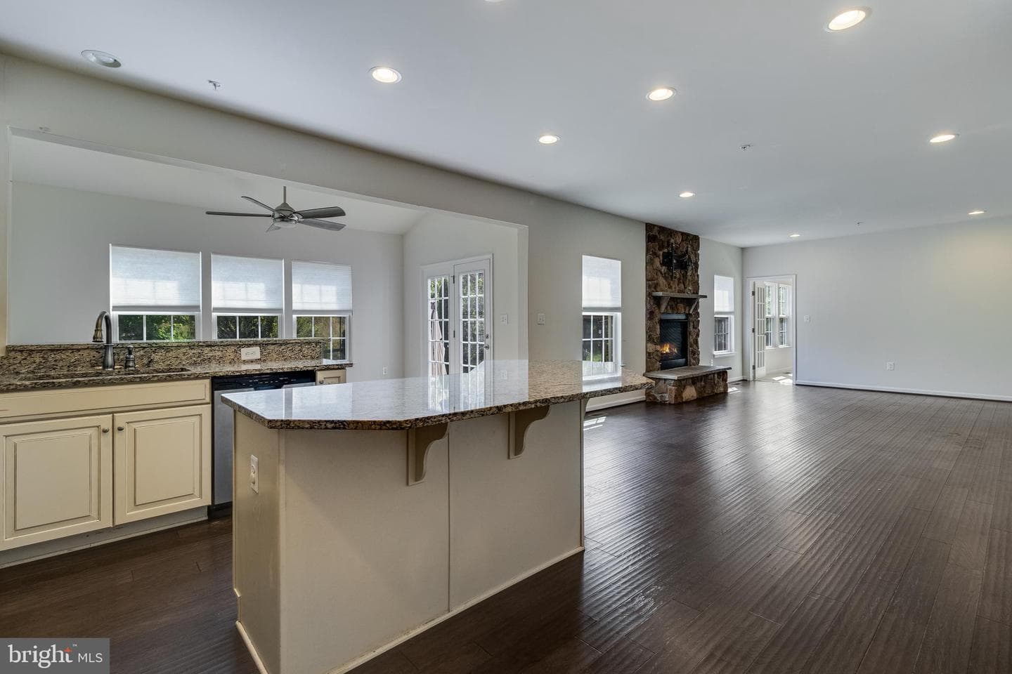 3002 Winterbourne Drive photo 44