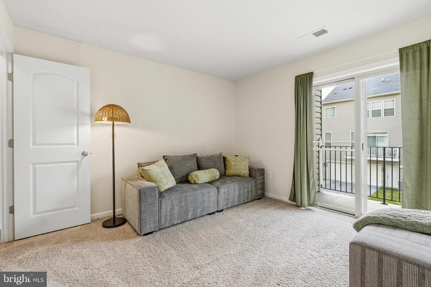 2643 Campus Way N photo 26