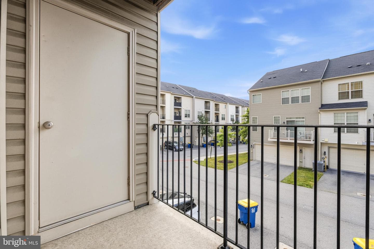 2643 Campus Way N photo 32