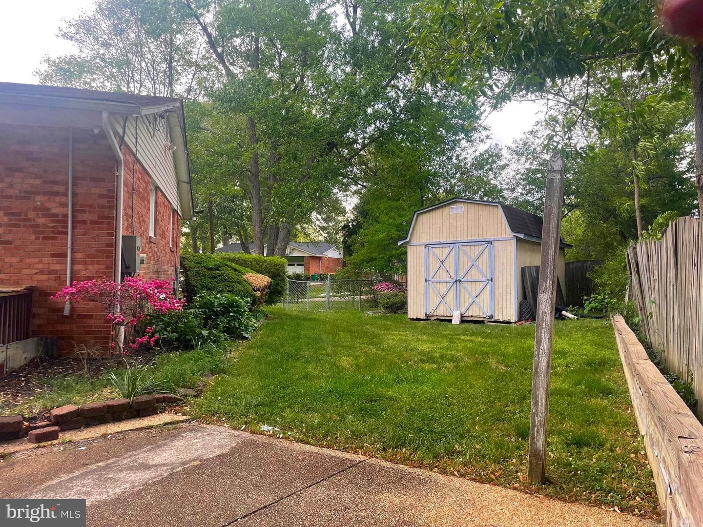 11007 Phillips Dr photo 26