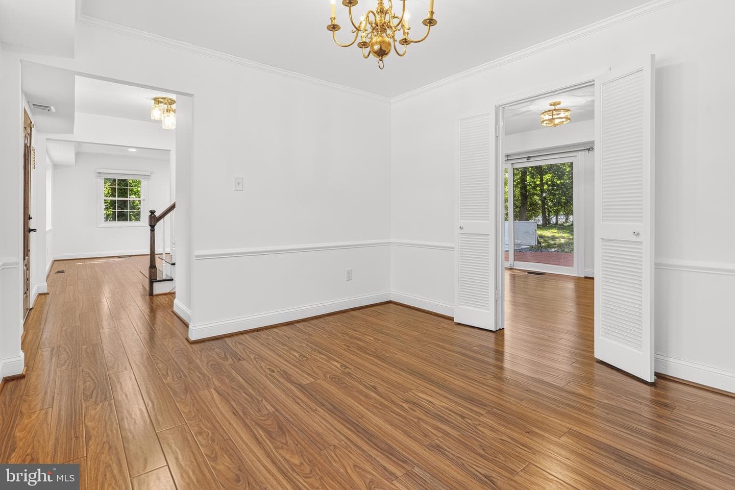 9005 Eastbourne Lane photo 18