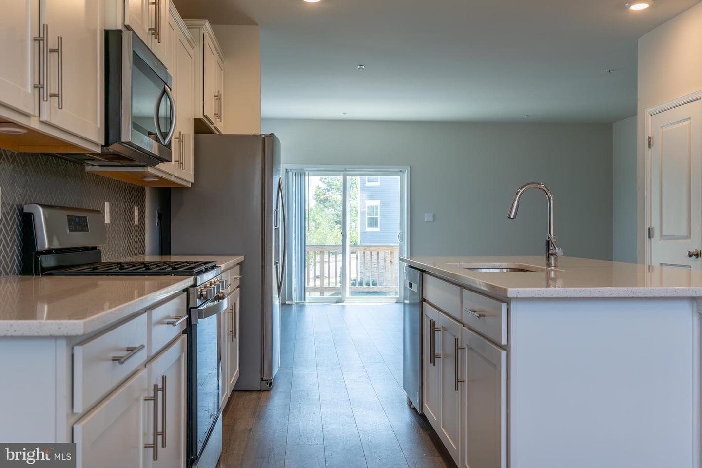 8750 Mimosa Avenue photo 33