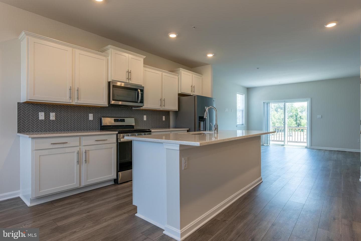8750 Mimosa Avenue photo 34