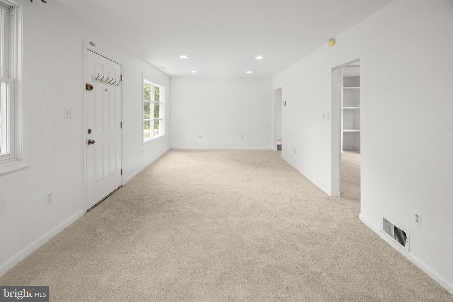 4606 Kiernan Road photo 6