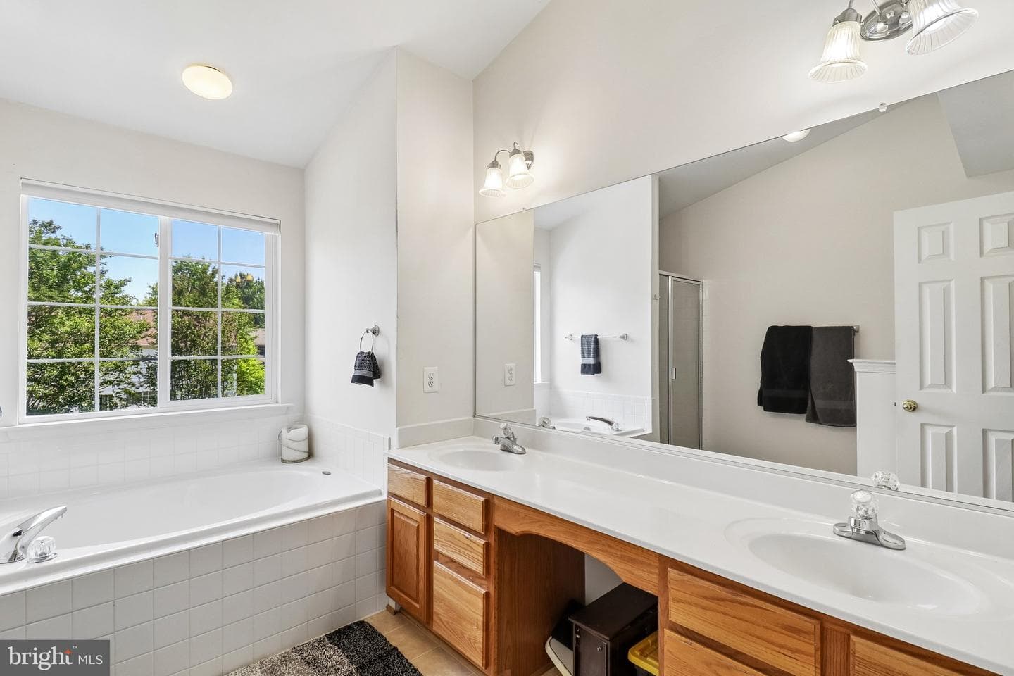 16114 Eckhart Road photo 52
