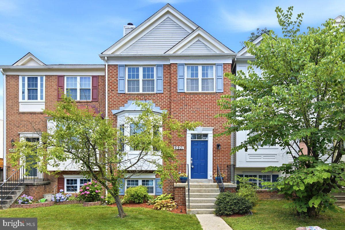 6931 Lady Anne Court