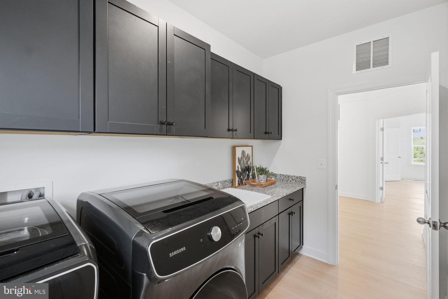 11610 Wynnifred Pl photo 32