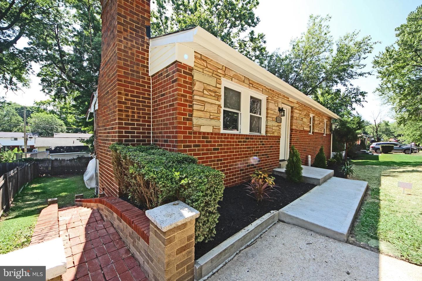 1312 Woodlark Drive photo 3