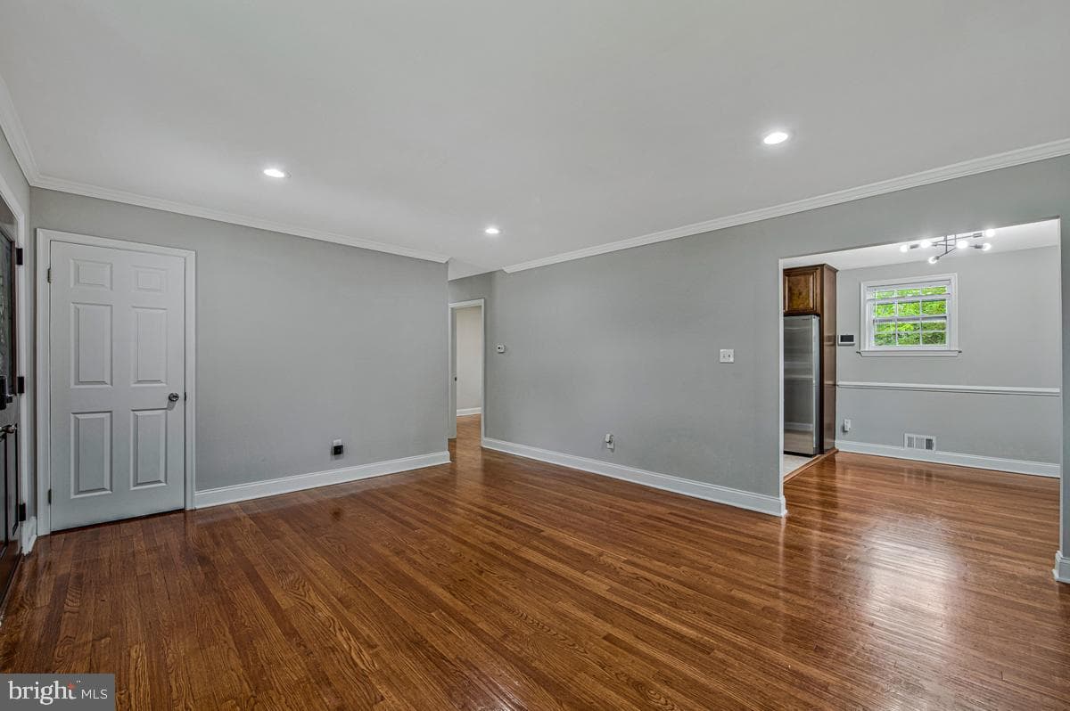2335 Scott Key Drive photo 12