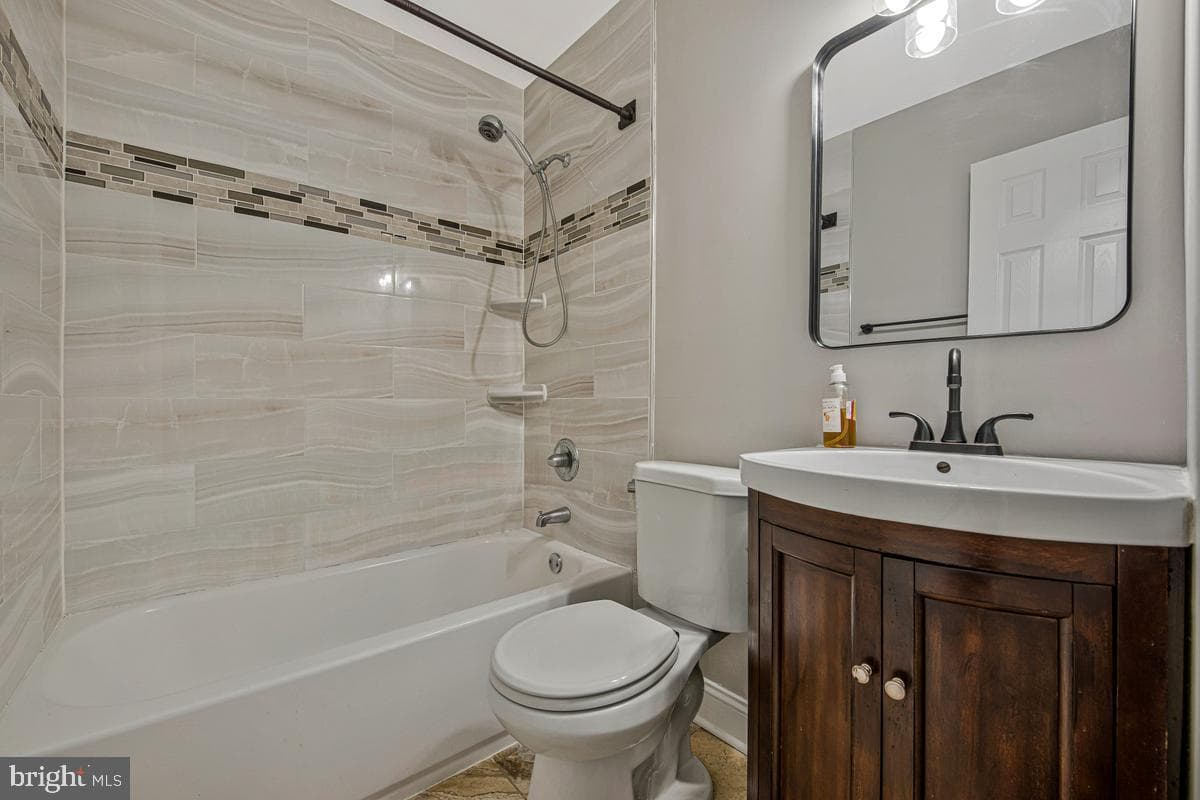 2335 Scott Key Drive photo 14