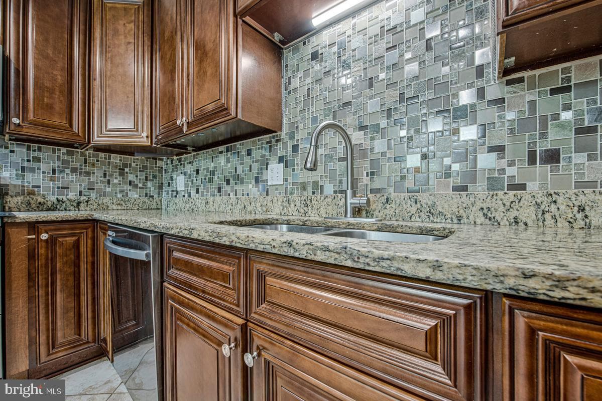2335 Scott Key Drive photo 6