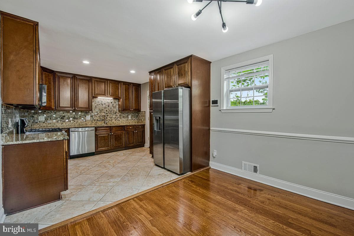 2335 Scott Key Drive photo 9
