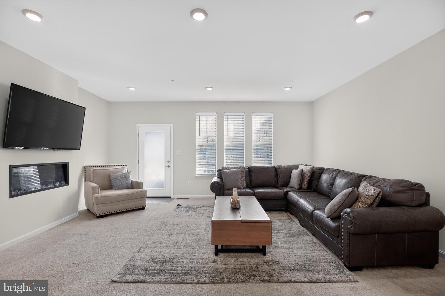 10406 Serenade Lane photo 13