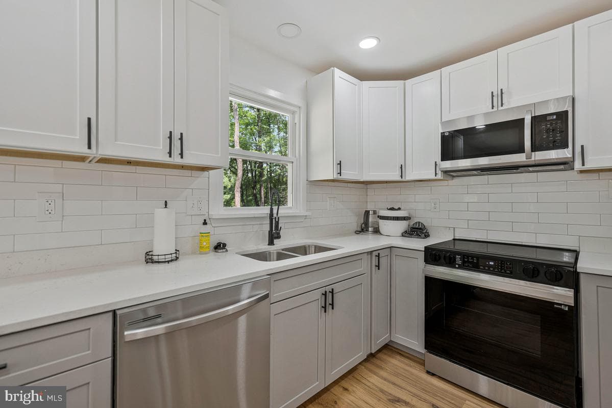 12000 Berrybrook Terrace photo 14