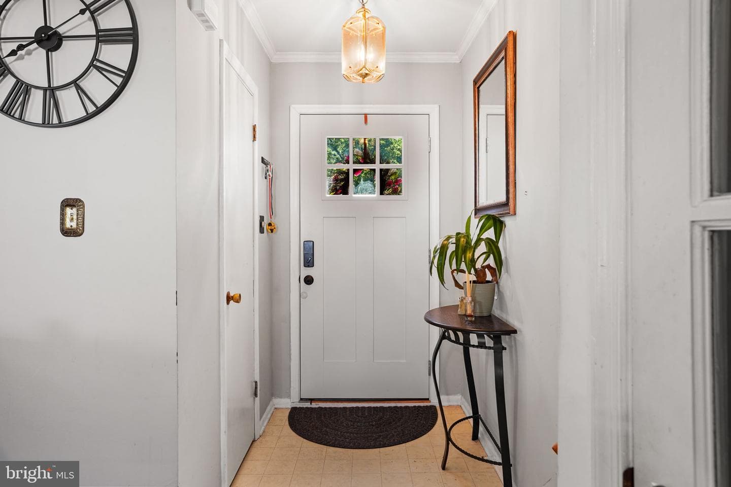 320 Pemberton Street photo 7