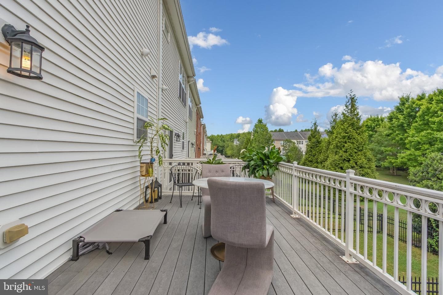 436 Esmond Place photo 36