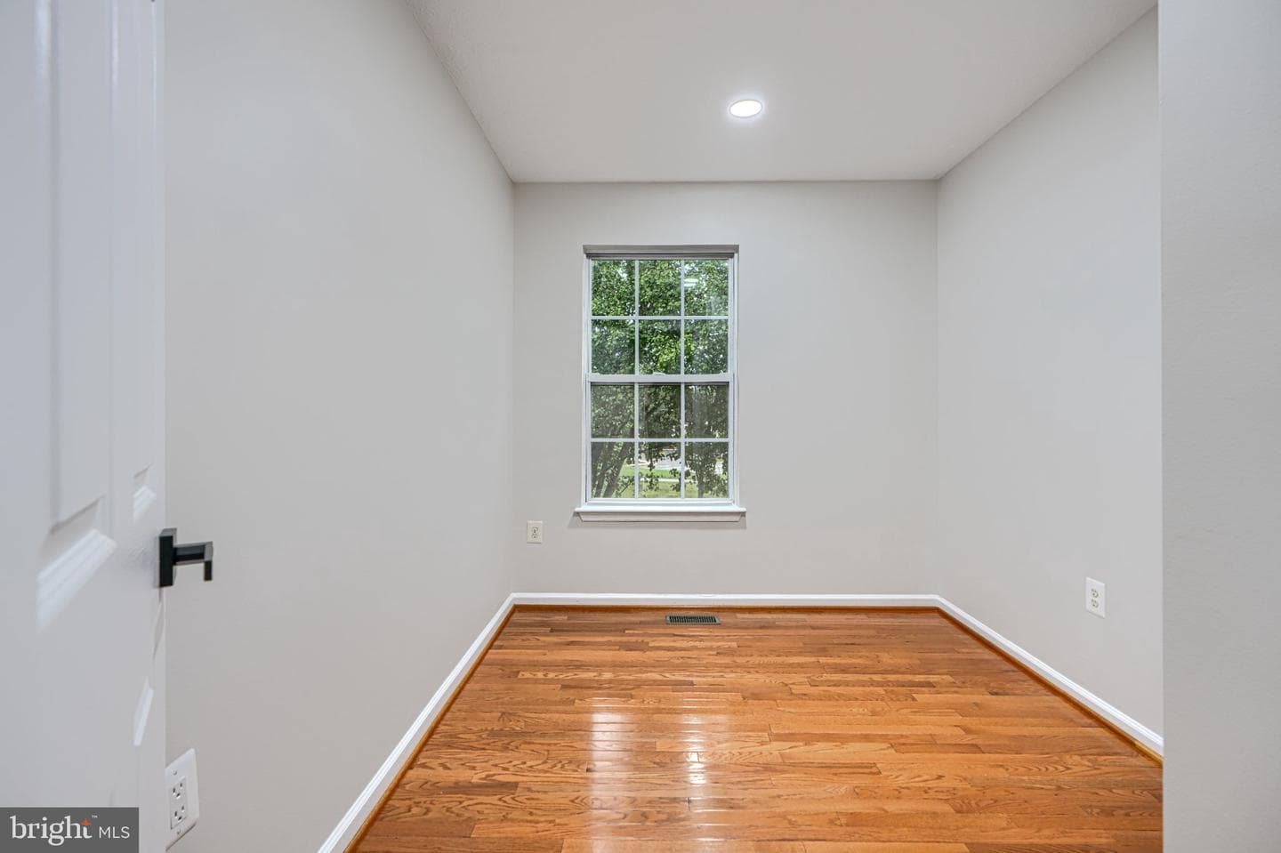 2220 Seton Way photo 20