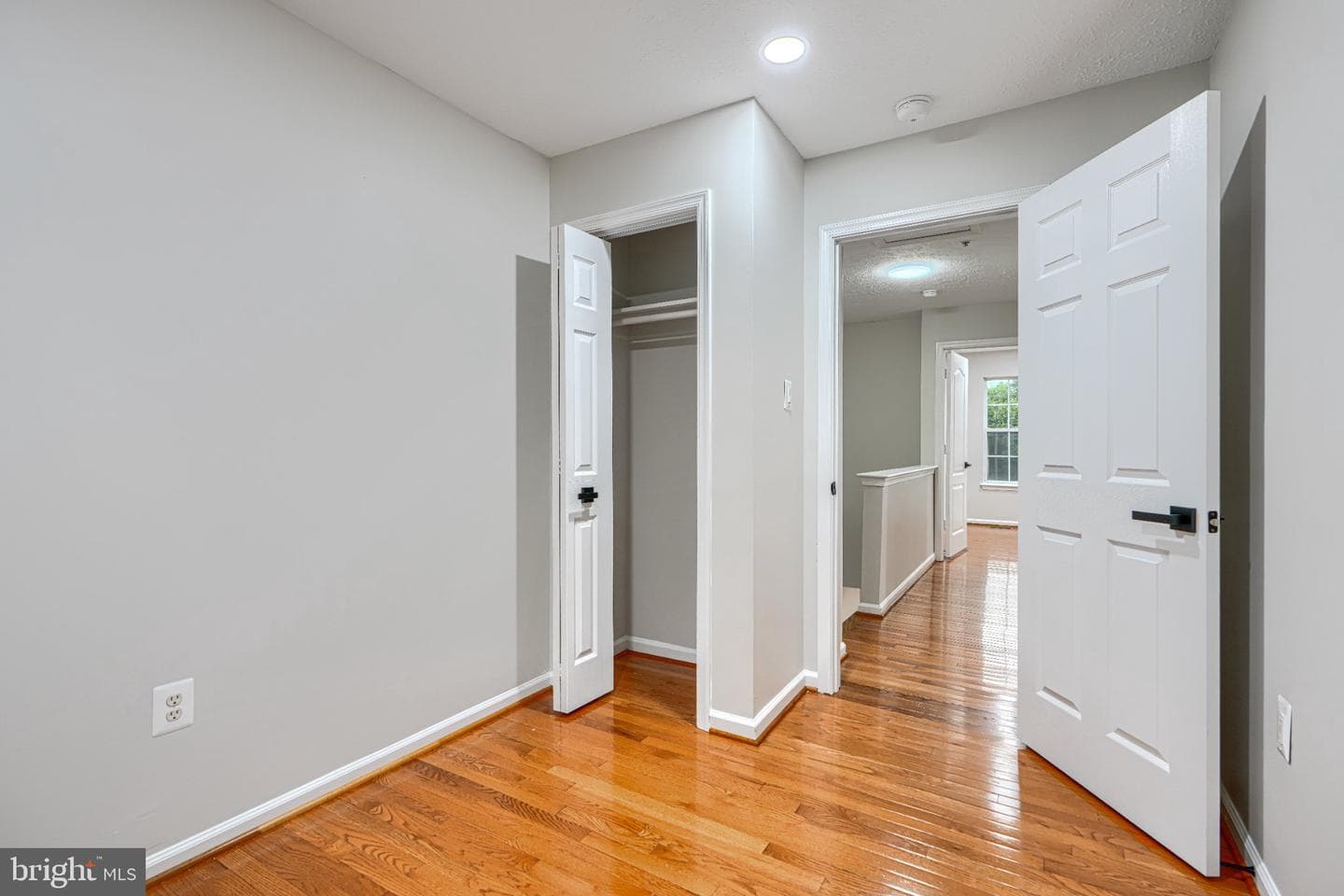 2220 Seton Way photo 22