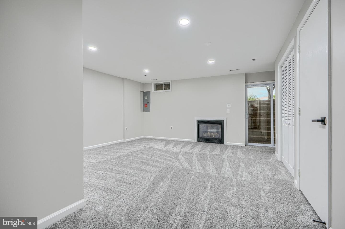 2220 Seton Way photo 38