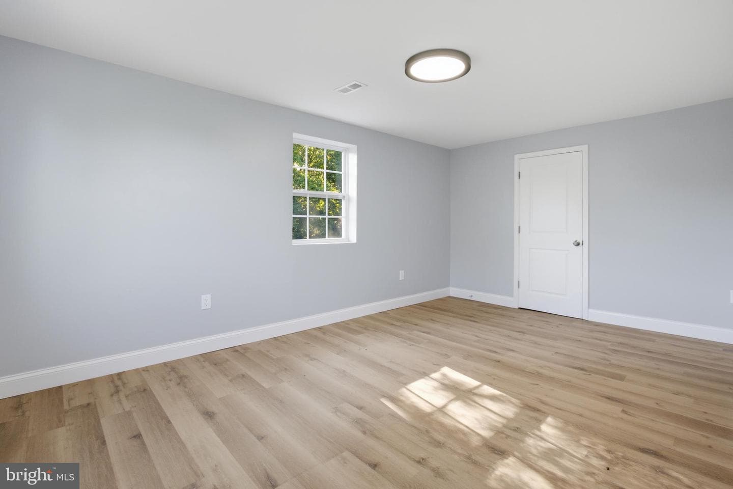15000 Mount Calvert Road photo 20