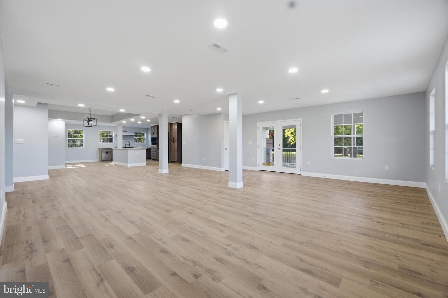 15000 Mount Calvert Road photo 29
